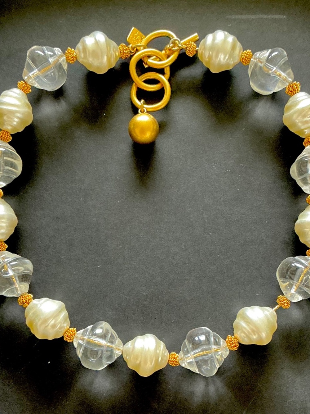 VINTAGE ANNE KLEIN Signed Lucite Pearl Gold Metal Beads Collar Choker Necklace